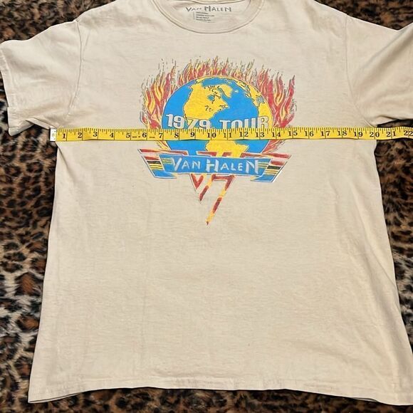 Van Halen Band Musician Tan 1979 Tour Fire Flame Graphic Shirt - Picture 5 of 8